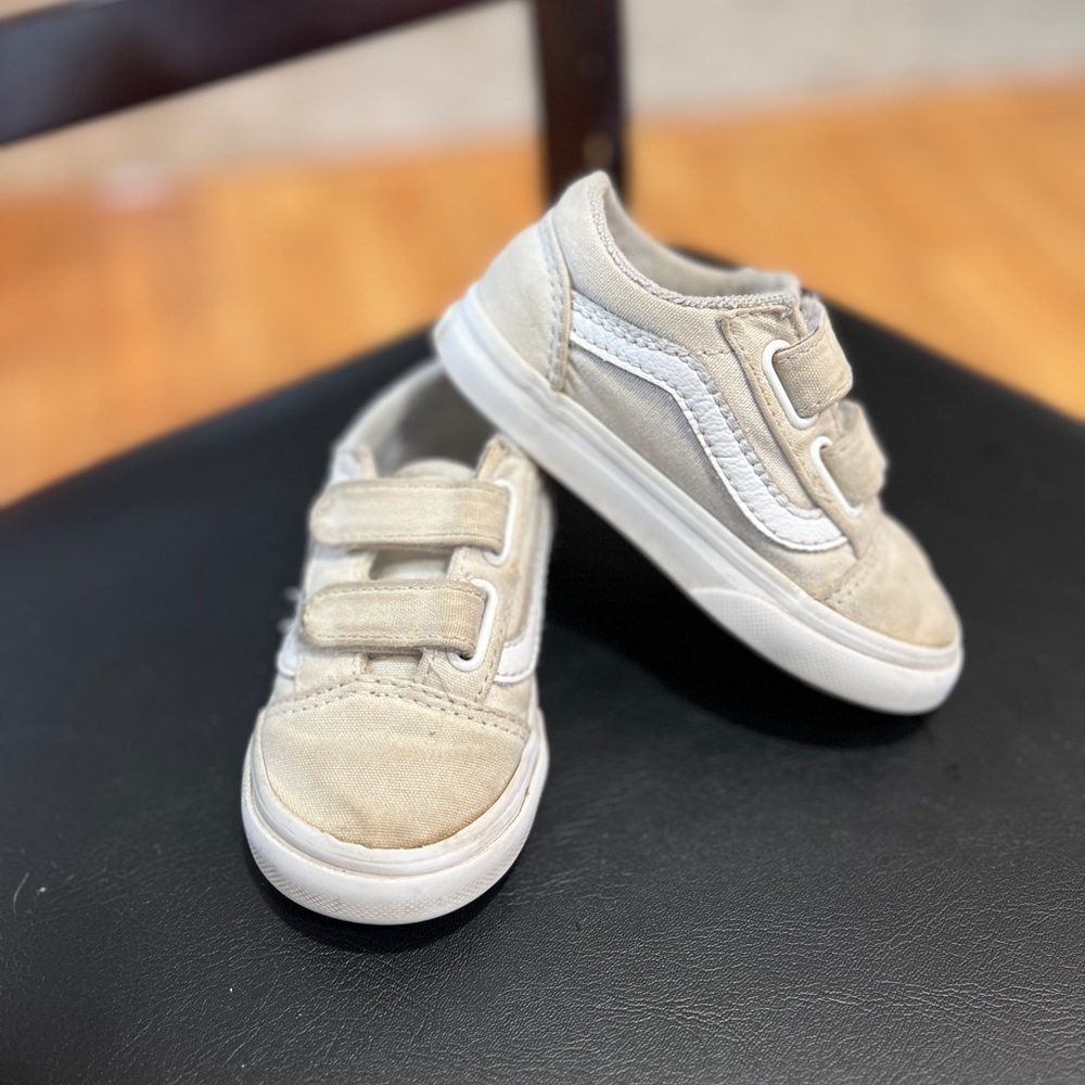 Toddler vans